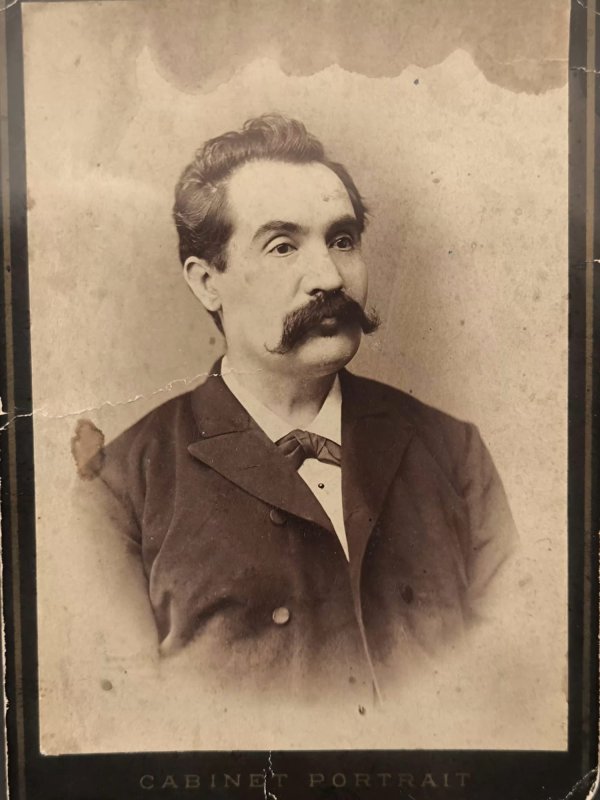 „Eminescu este tot timpul cu mine” 321554