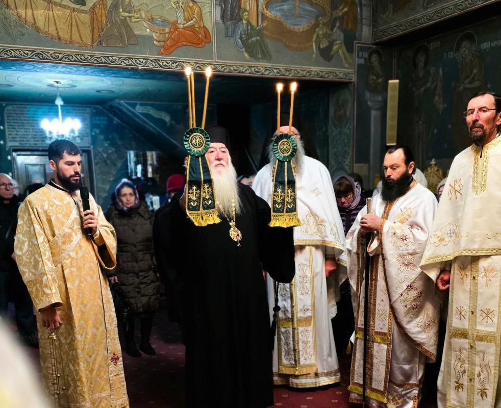 Părintele monahismului cinstit la Mănăstirea Vodița 321577