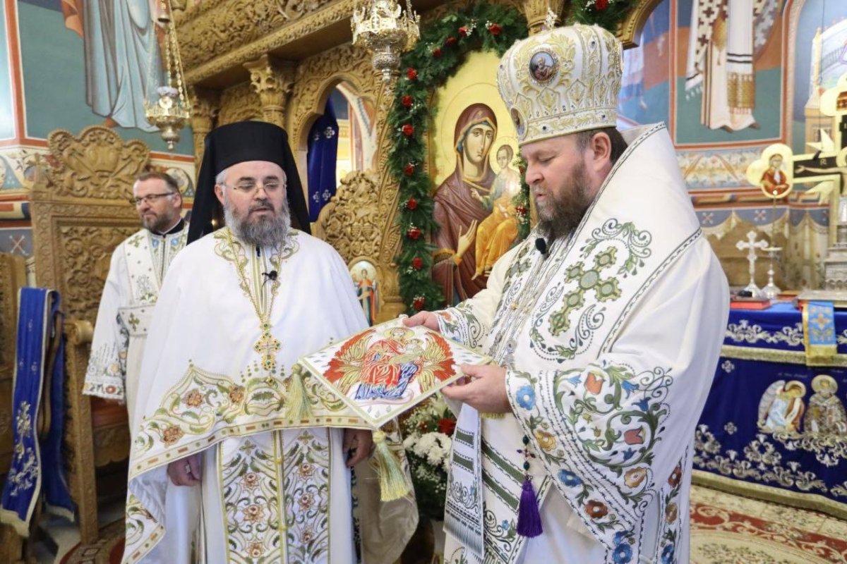 Binecuvântare pentru obştea Mănăstirii Rohia, Maramureş 321664