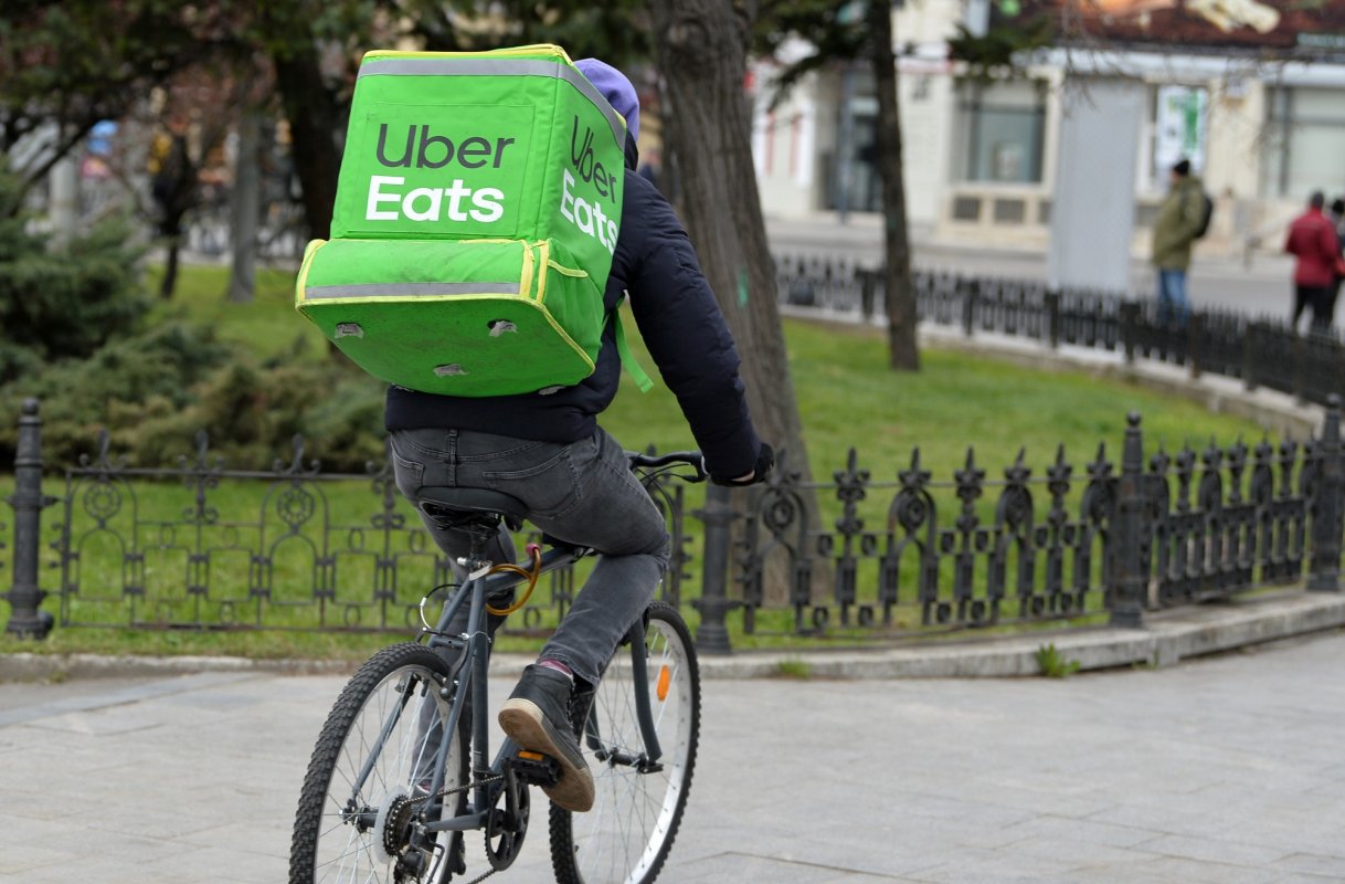 Cotă de 100.000 de muncitori străini 321637