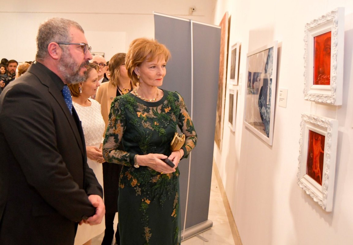 Expoziţie regală aniversară „Talent 35” 321615