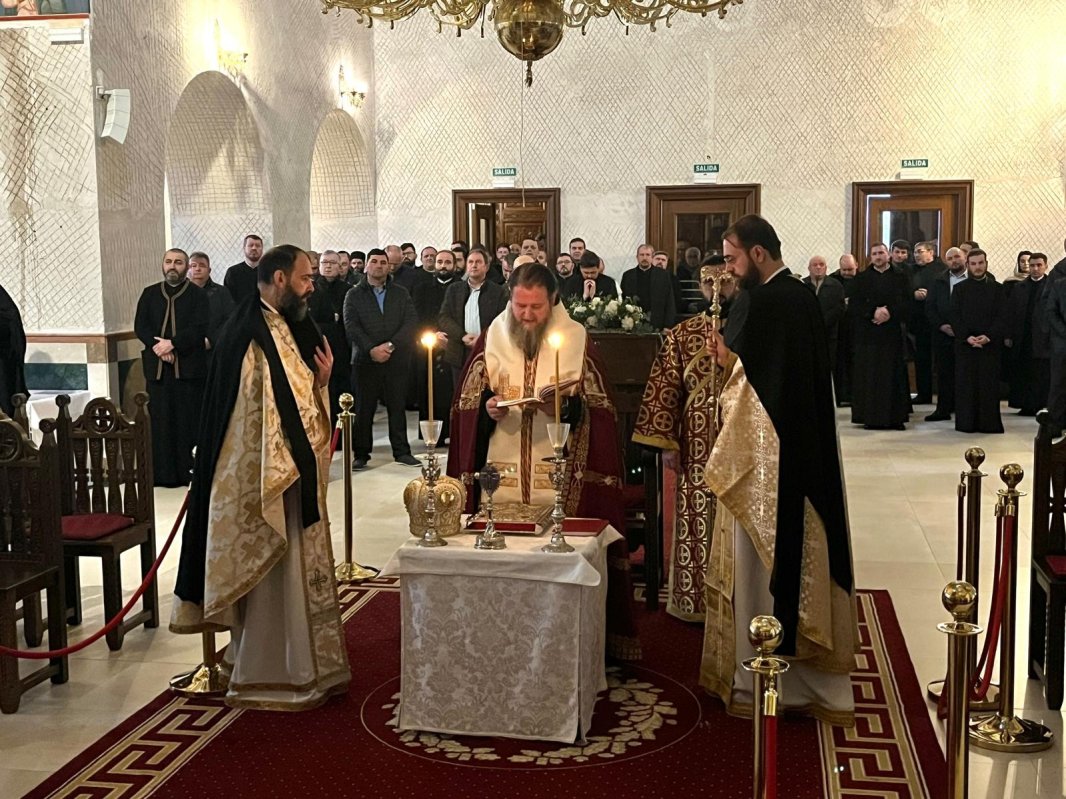 Bilanțul activităților din Episcopia Spaniei și Portugaliei 321814