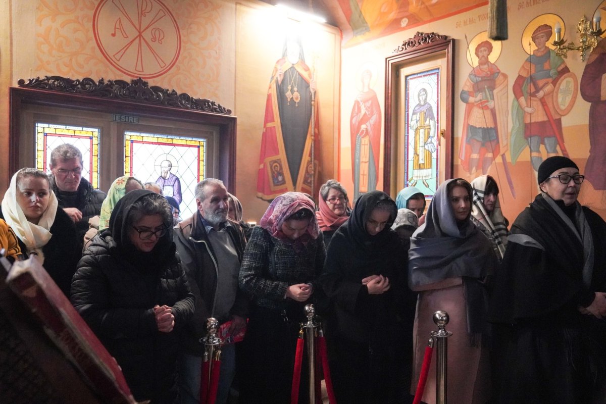 Sfântul Maxim Mărturisitorul cinstit la Pitești 321809