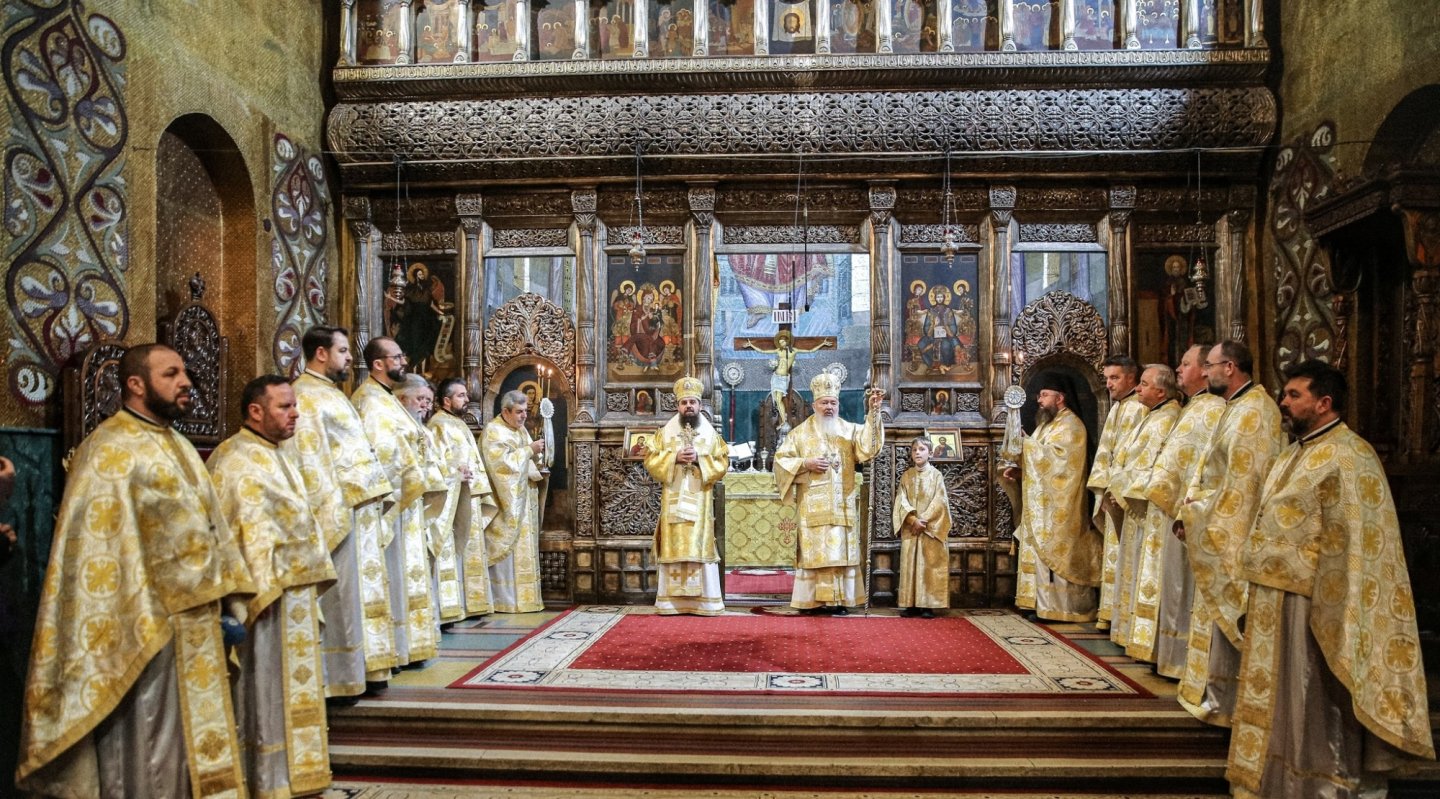 Mitropolitul Andrei a sărbătorit 76 de ani de viață prin rugăciune 321966