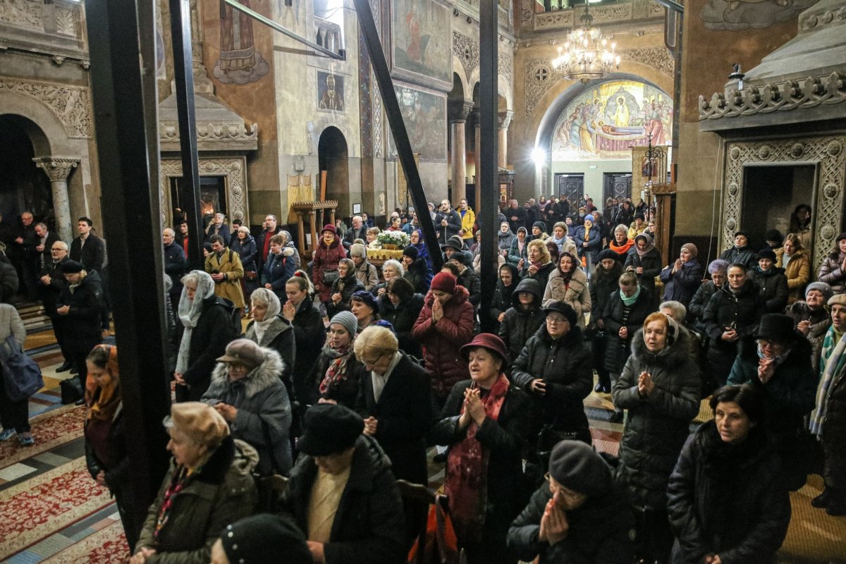 Mitropolitul Andrei a sărbătorit 76 de ani de viață prin rugăciune 321971