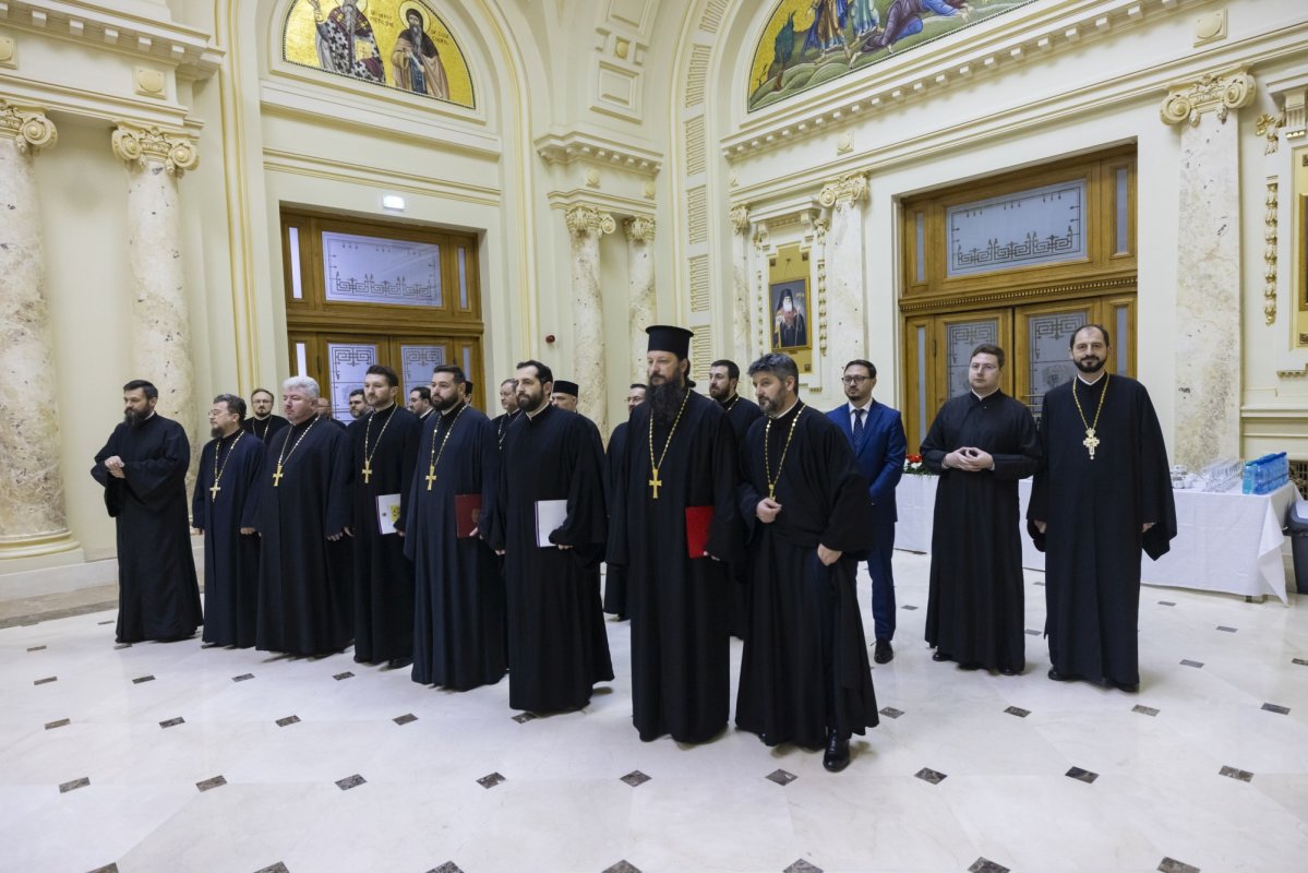 Ședința anuală de lucru a Adunării eparhiale a Arhiepiscopiei Bucureștilor 321985