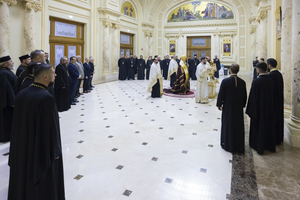 Ședința anuală de lucru a Adunării eparhiale a Arhiepiscopiei Bucureștilor 321988