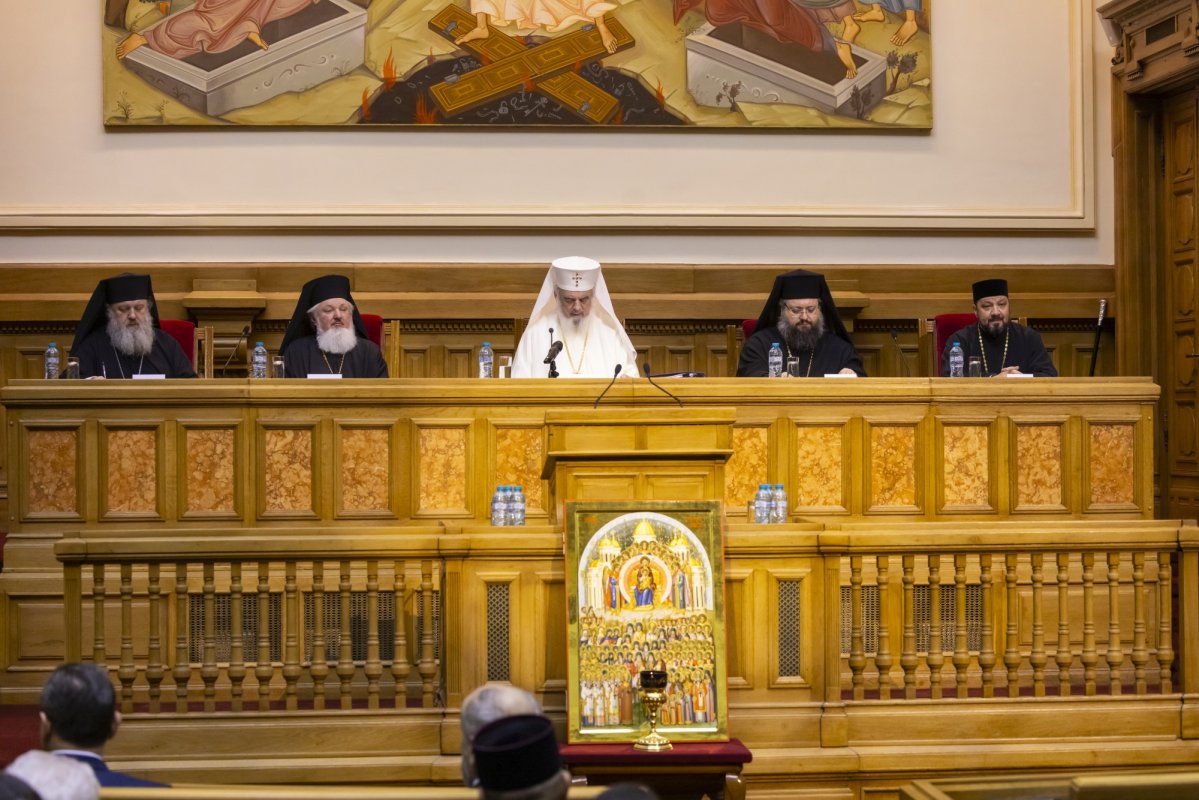 Ședința anuală de lucru a Adunării eparhiale a Arhiepiscopiei Bucureștilor 322005