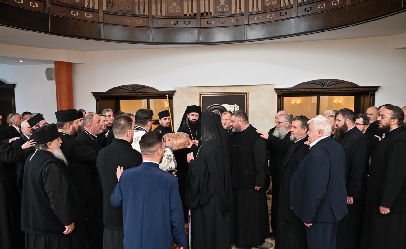 Ședința anuală de lucru a Consiliului eparhial și a Adunării eparhiale la Deva 322123