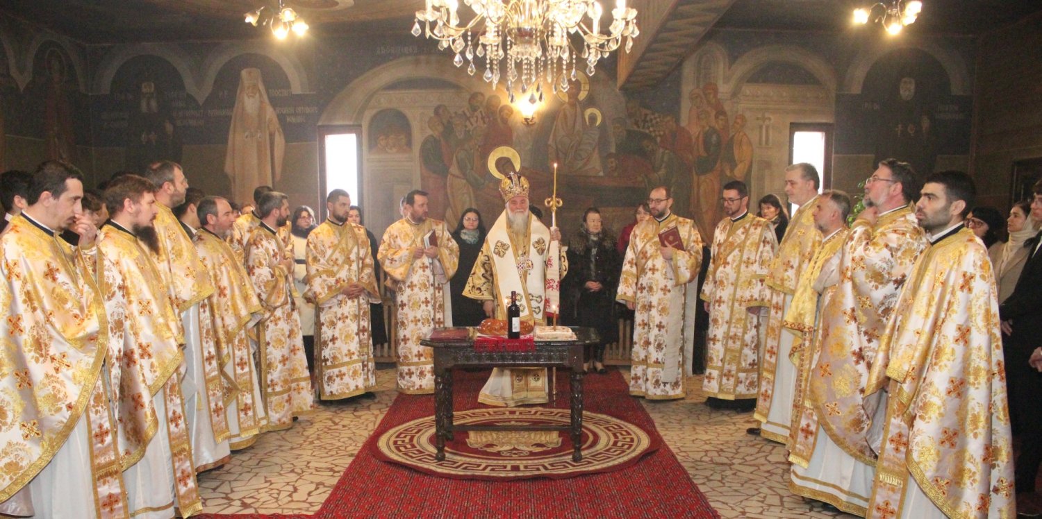 Seminarul Teologic din Craiova în zi de sărbătoare 322126