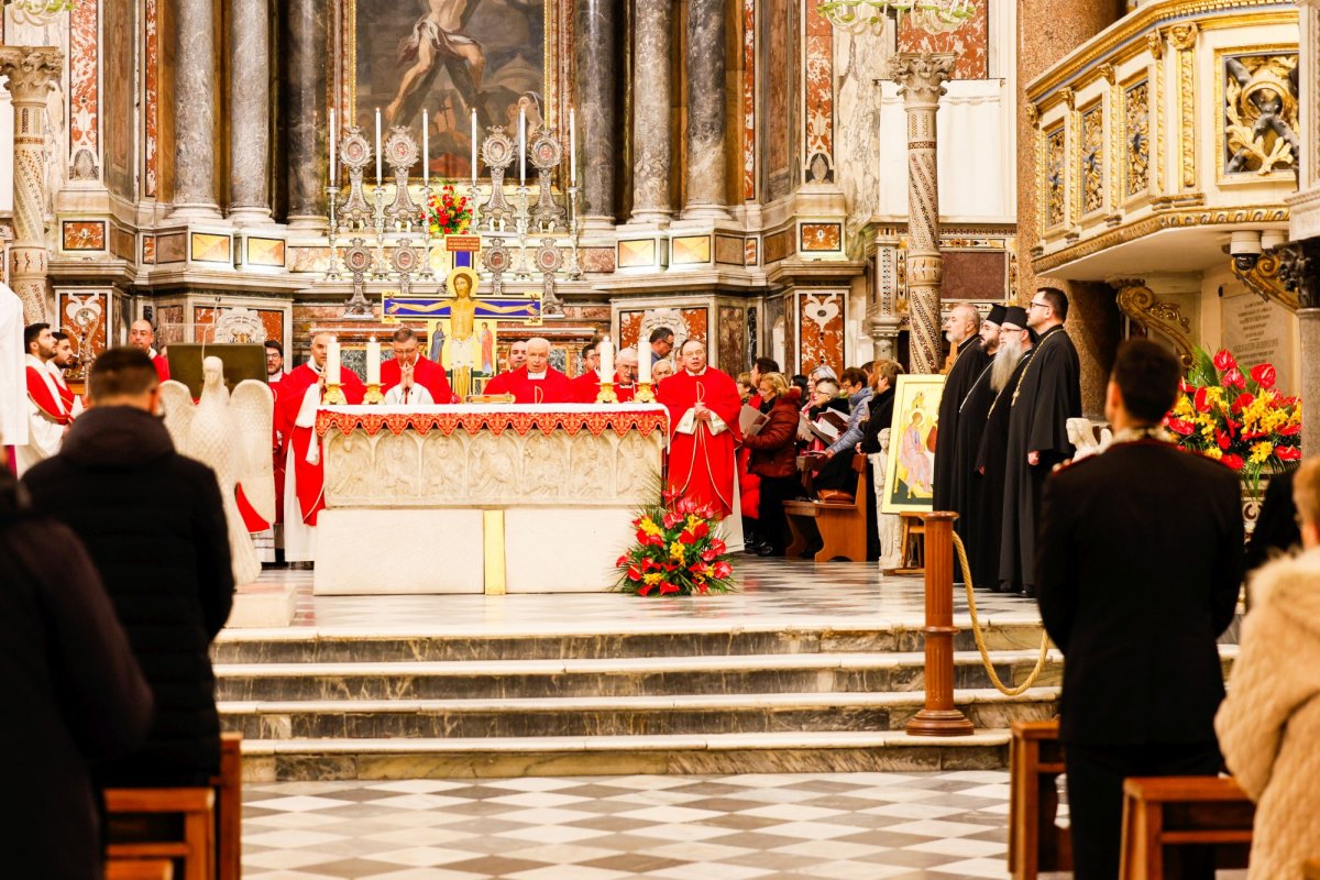 Cinstit odor duhovnicesc pentru Catedrala Națională 322352