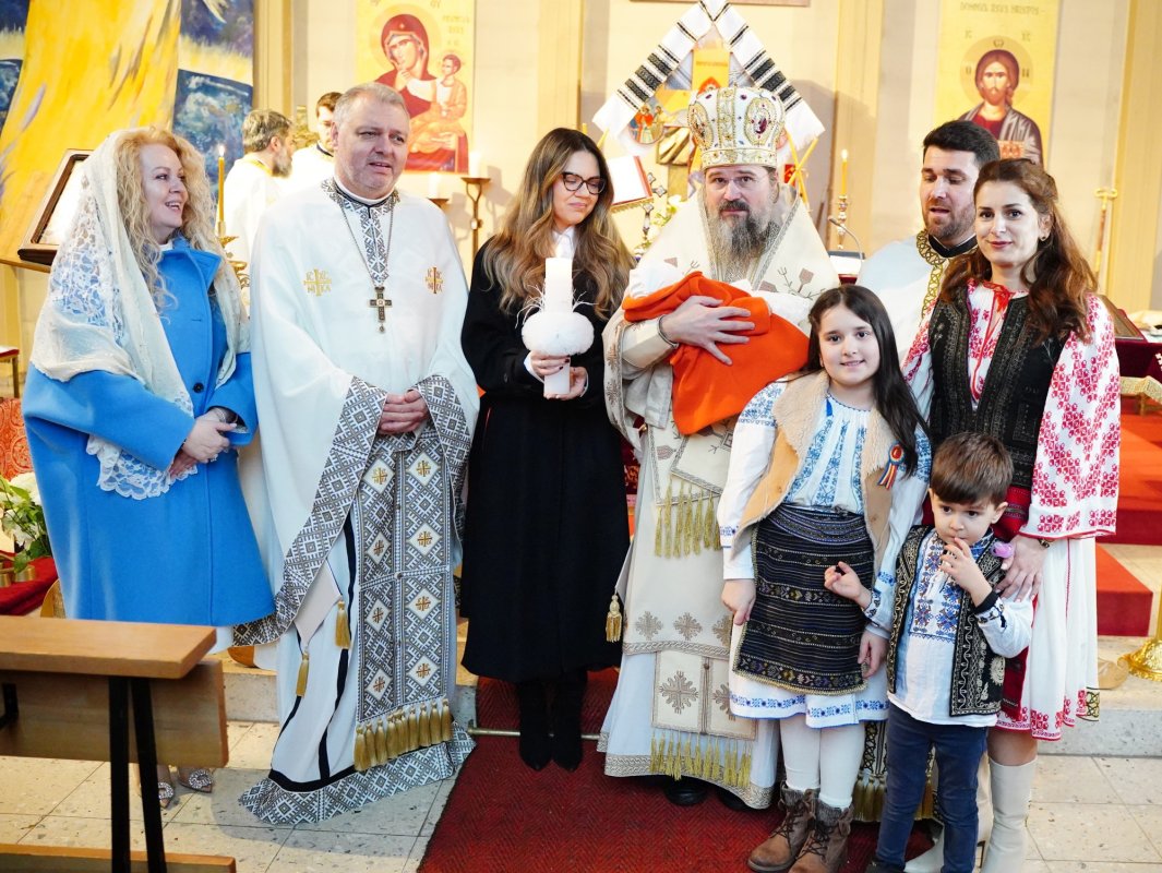 Episcopul Europei de Nord i‑a vizitat pe românii din Germania și Danemarca 322222