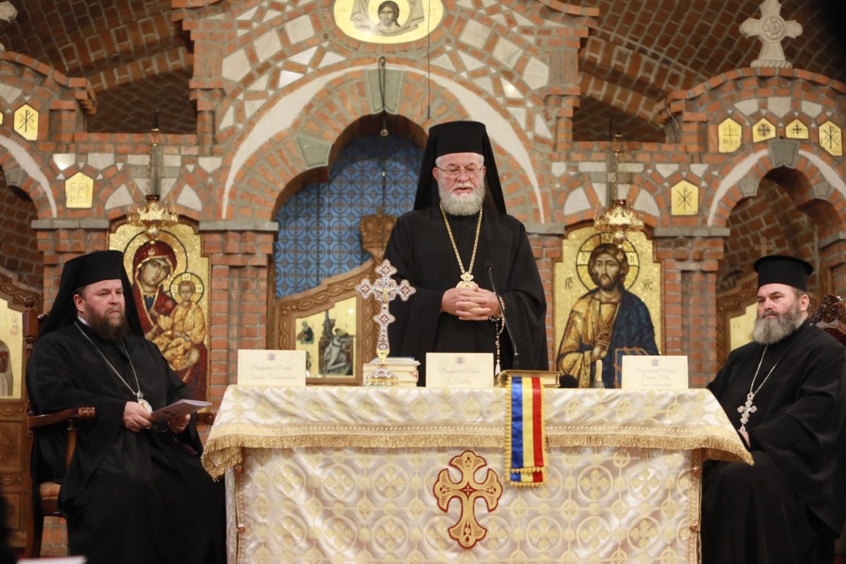 Ședința anuală a Adunării eparhiale a Episcopiei Maramureșului și Sătmarului 322193