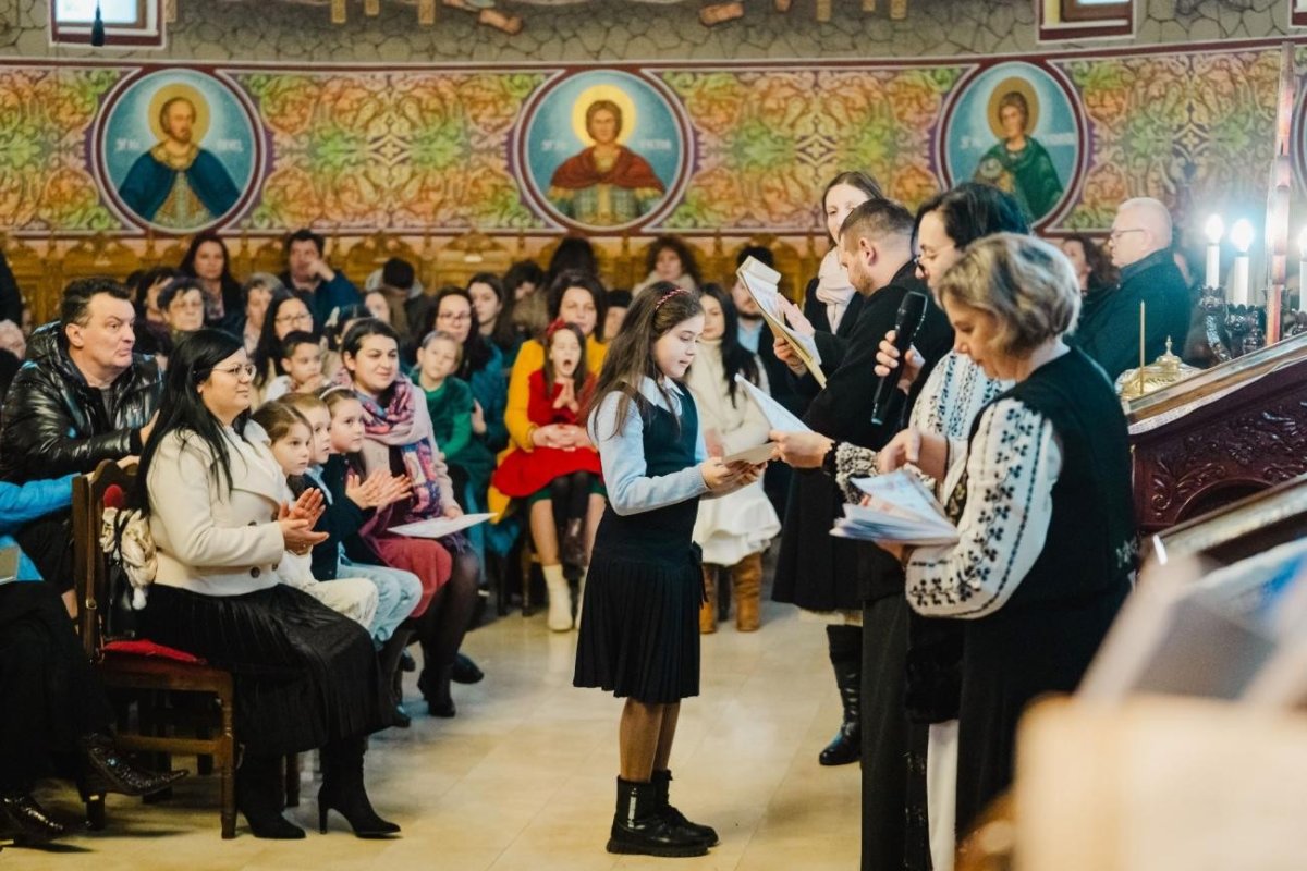 Concursul judeţean „Credinţa văzută prin ochii lui Mihai Eminescu” 322331