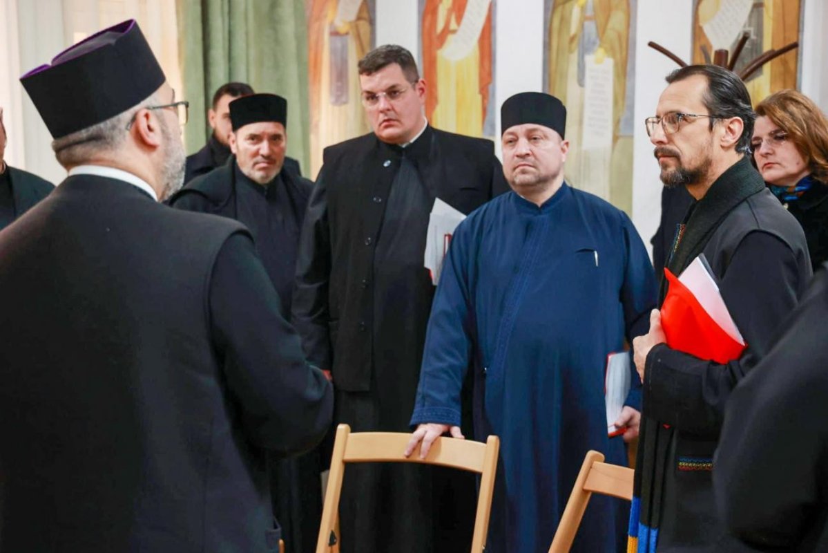 Curs de formare catehetică pentru preoții din Roznov 322338