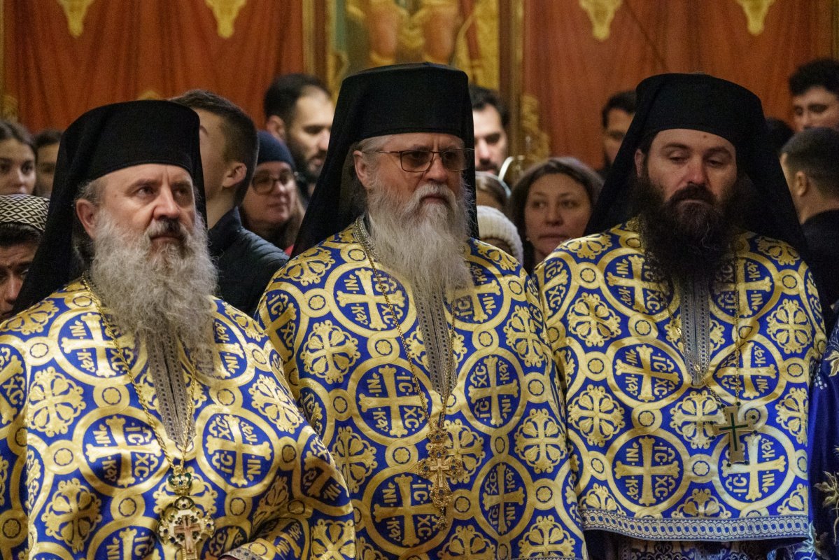 Hramul Mănăstirii „Sfinții Trei Ierarhi” din Iaşi 322439