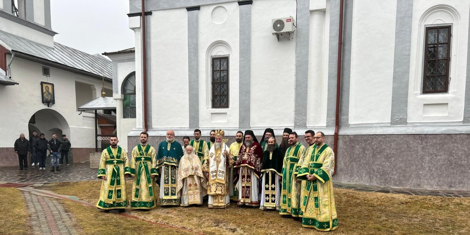 Binecuvântare arhierească la Mănăstirea Frăsinei 322776