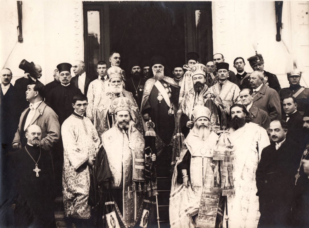 O sută de ani de Patriarhat în Biserica Ortodoxă Română 323193