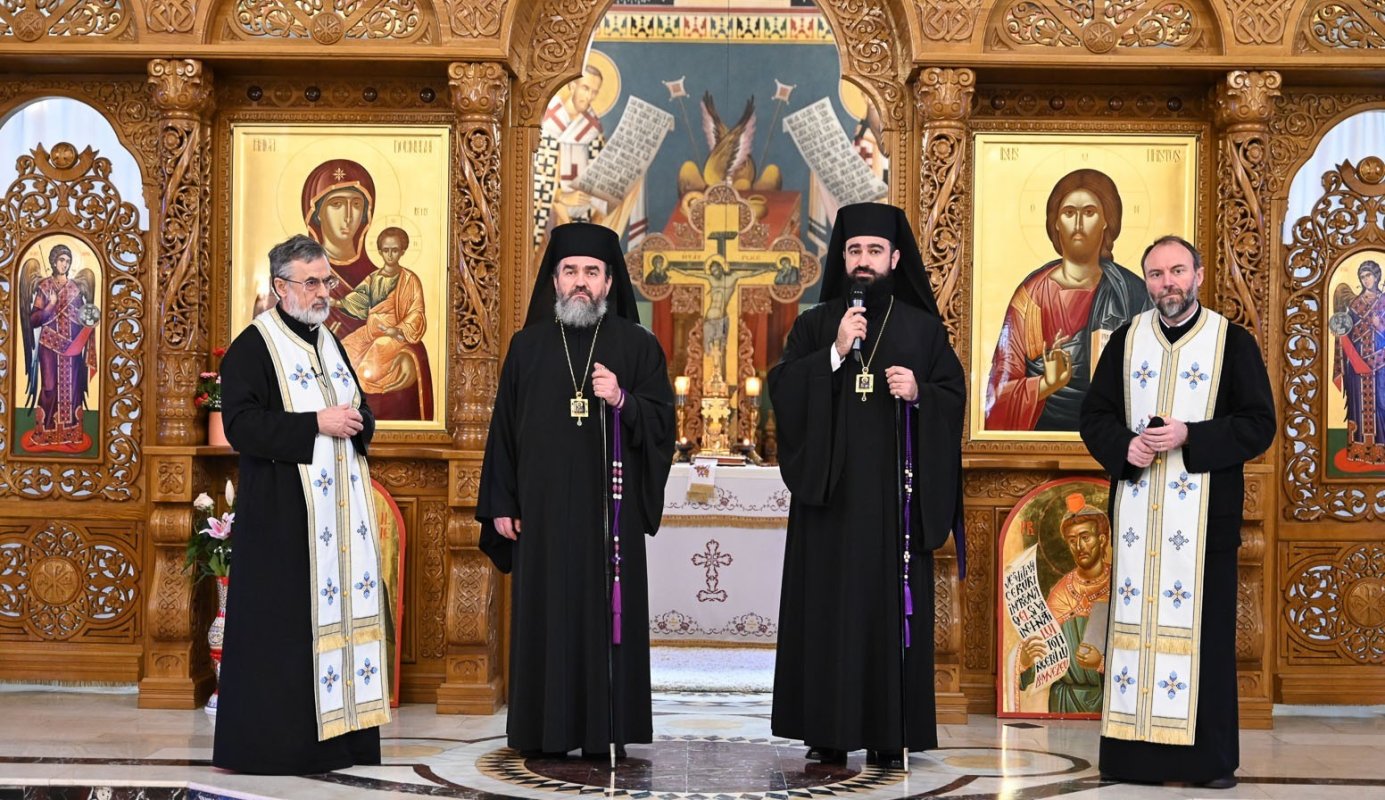 Hram la catedrala din Deva 323117