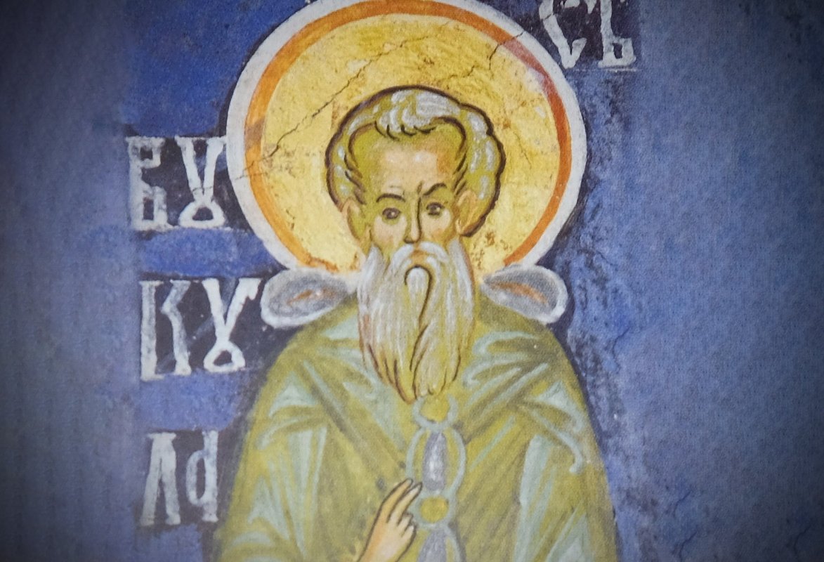 Sf. Ier. Vucol, Episcopul Smirnei, şi  Fotie, Patriarhul Constantinopolului; Sf. Cuv. Varsanufie cel Mare şi Ioan din Gaza 243739