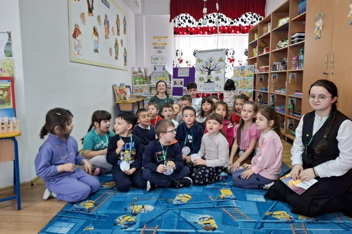 Ziua internațională a cititului împreună, sărbătorită la Vânători‑Neamț 323249