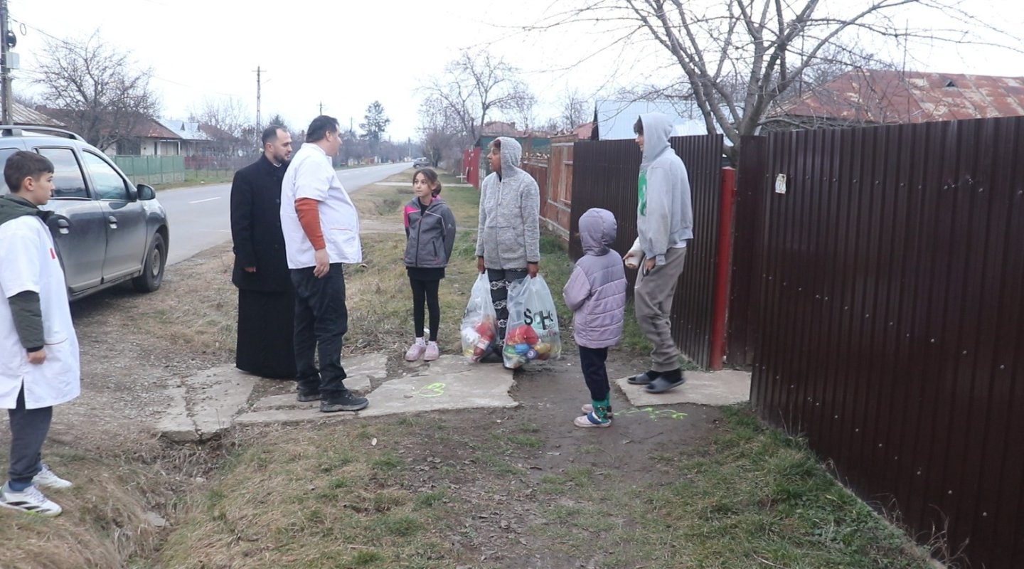 Acțiune a voluntarilor Paraclisului Catedralei Naționale 323609