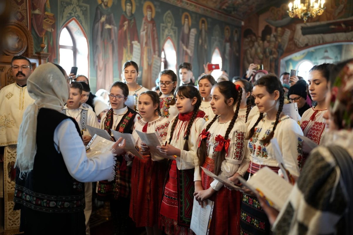 Popas de rugăciune într‑o parohie din Călărași 323613