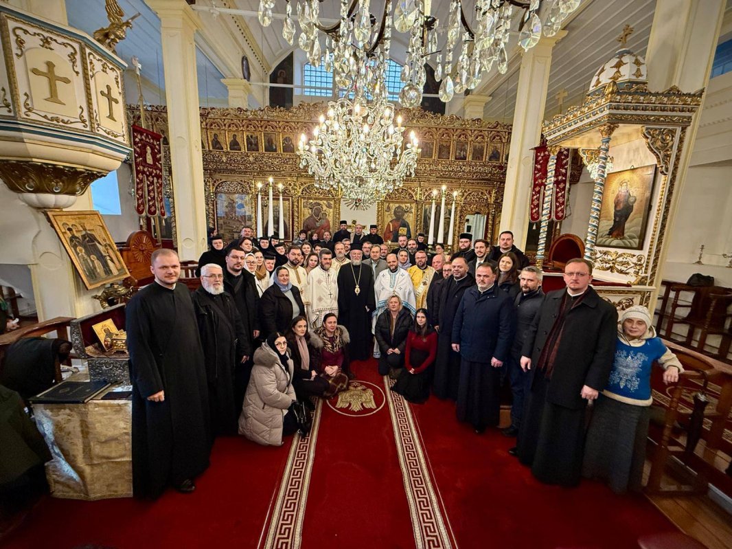 Pelerini români la Constantinopol 323625