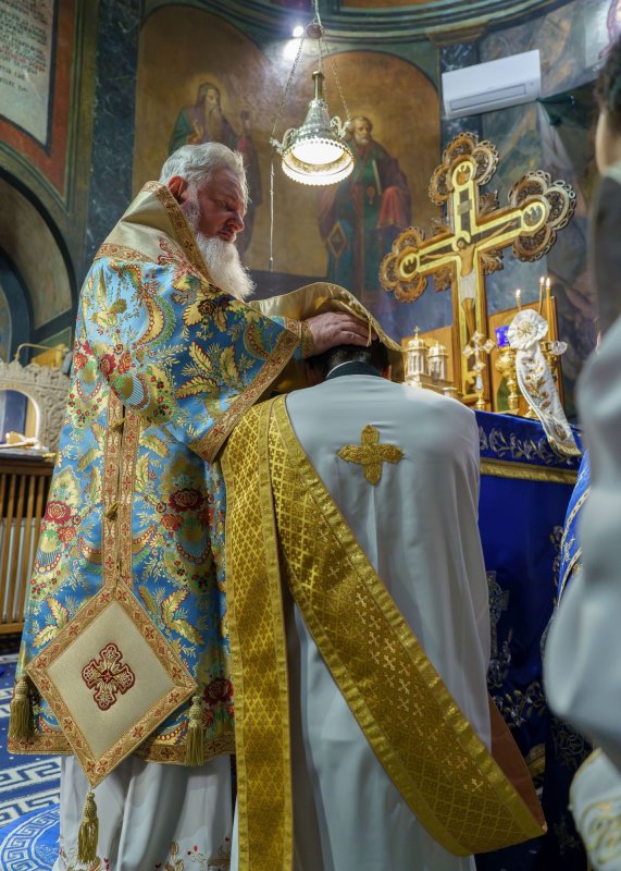 Harul preoţiei pentru un ostenitor al Televiziunii Patriarhiei Române 323918