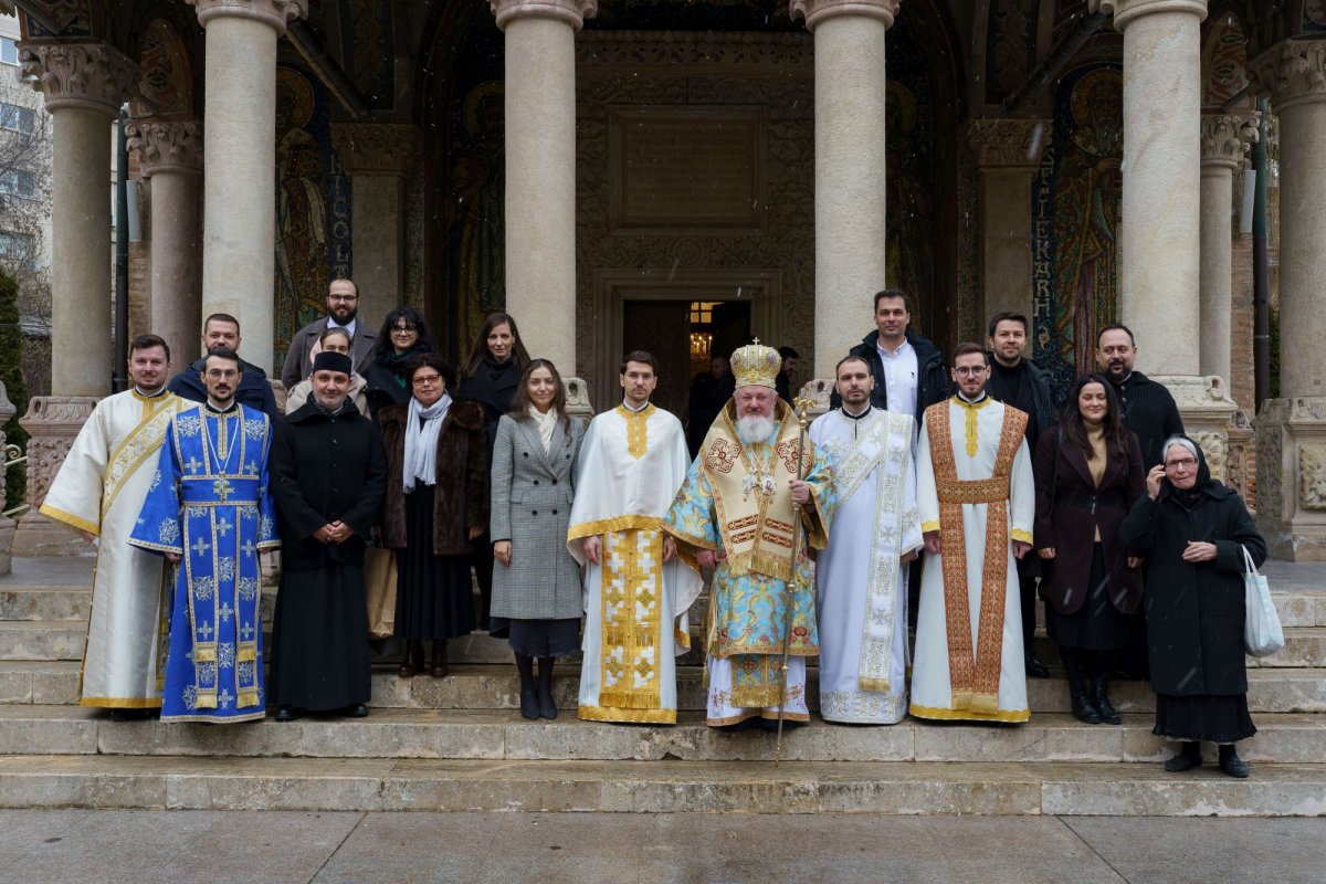 Harul preoţiei pentru un ostenitor al Televiziunii Patriarhiei Române 323921