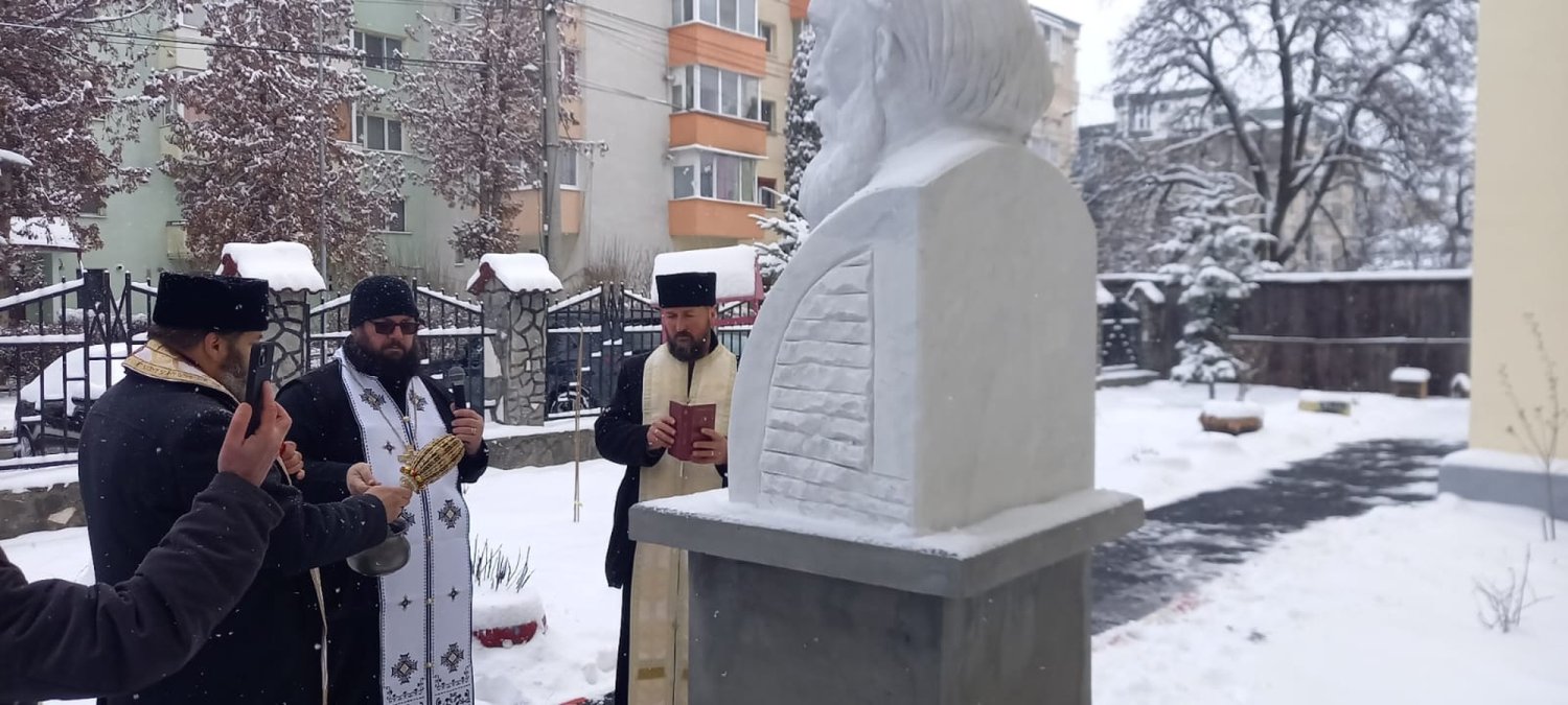 Comemorarea Episcopului Nicolae Popeea şi a preotului Radu Popeea la Săcele 324163