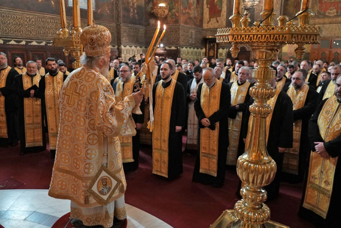 Arhiepiscopul Dunării de Jos a împlinit 35 de ani de arhierie 324247