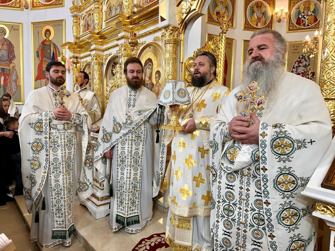 Bucuria slujirii la Paraclisul Catedralei Naționale 324456