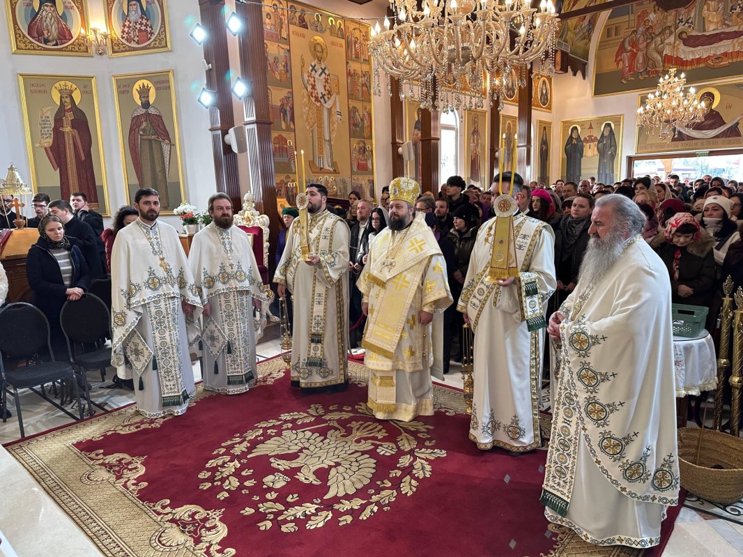 Bucuria slujirii la Paraclisul Catedralei Naționale 324457