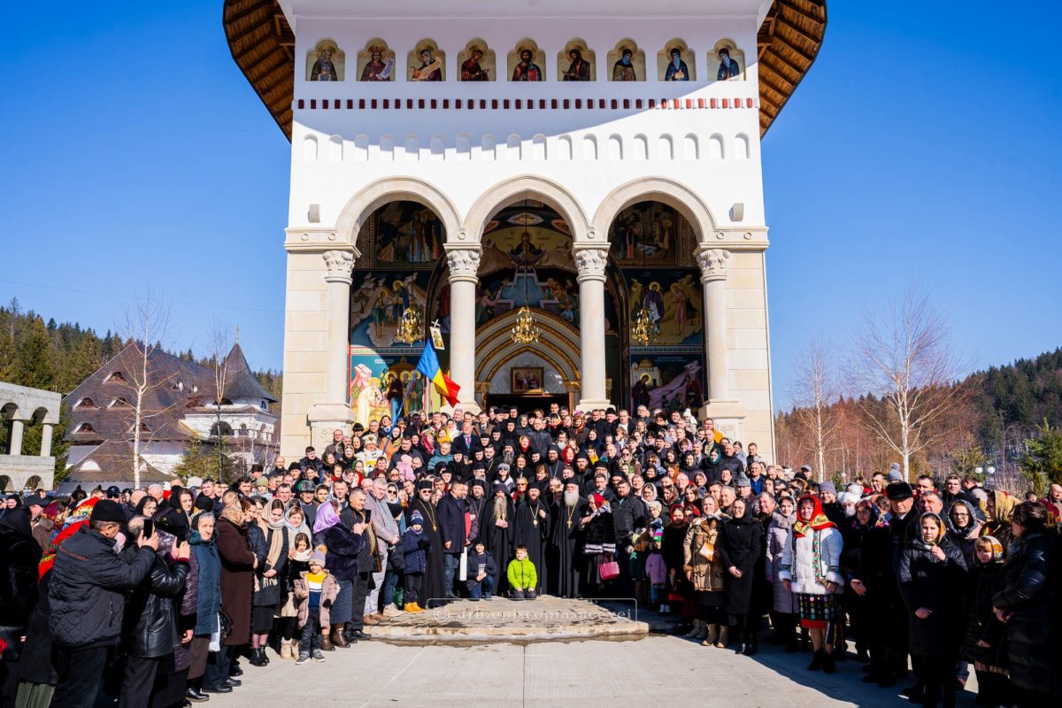 A fost instalat noul stareț al Mănăstirii Sihăstria Putnei 324476