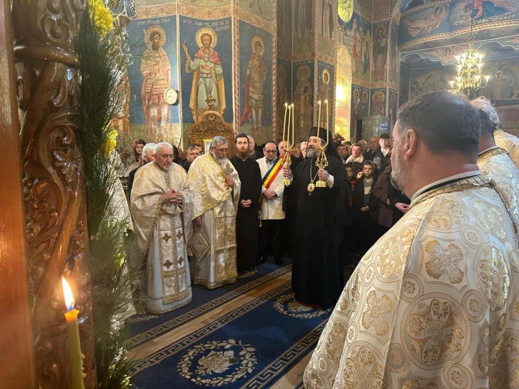 Biserica „Adormirea Maicii Domnului” din Târgu-Neamț are un nou paroh 324527