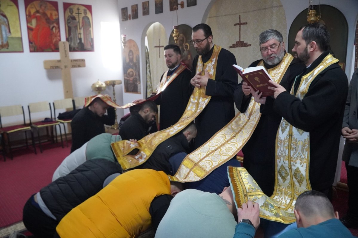 Slujirea lui Dumnezeu şi a aproapelui la Dunărea de Jos 324496