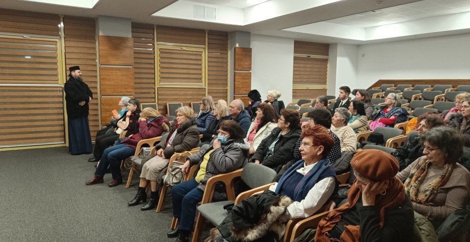 Activitate catehetică în Arhiepiscopia Râmnicului 324602