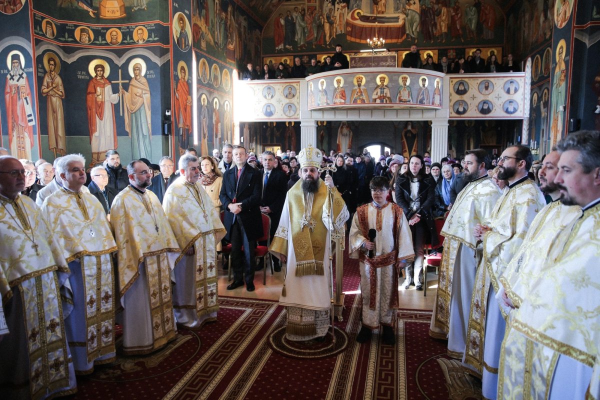 Binecuvântare pentru credincioșii din cartierul clujean Mănăștur 324551