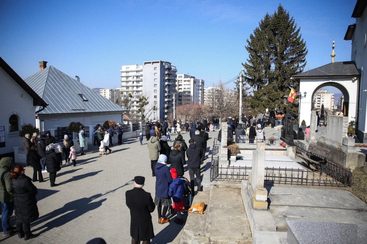 Binecuvântare pentru credincioșii din cartierul clujean Mănăștur 324553