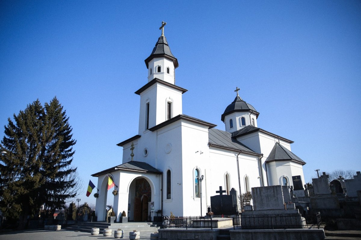 Binecuvântare pentru credincioșii din cartierul clujean Mănăștur 324554