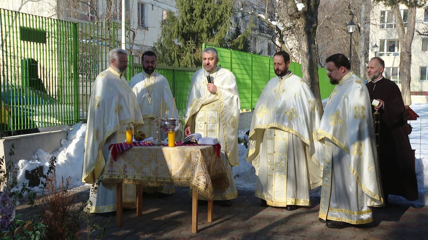 Binecuvântarea lucrărilor de la biserica unui centru DGASPC 324596