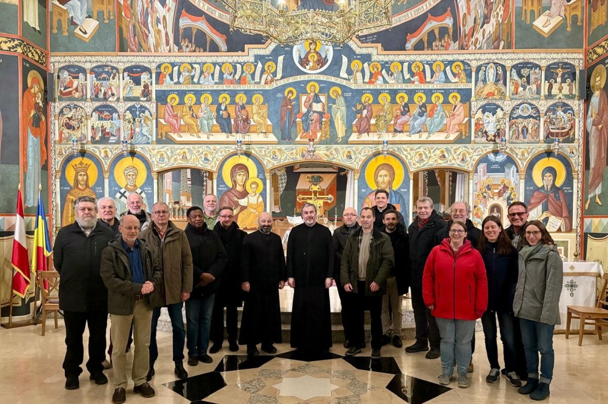 Oaspeți catolici la Biserica românească „Sfântul Ștefan cel Mare” din Viena 324734