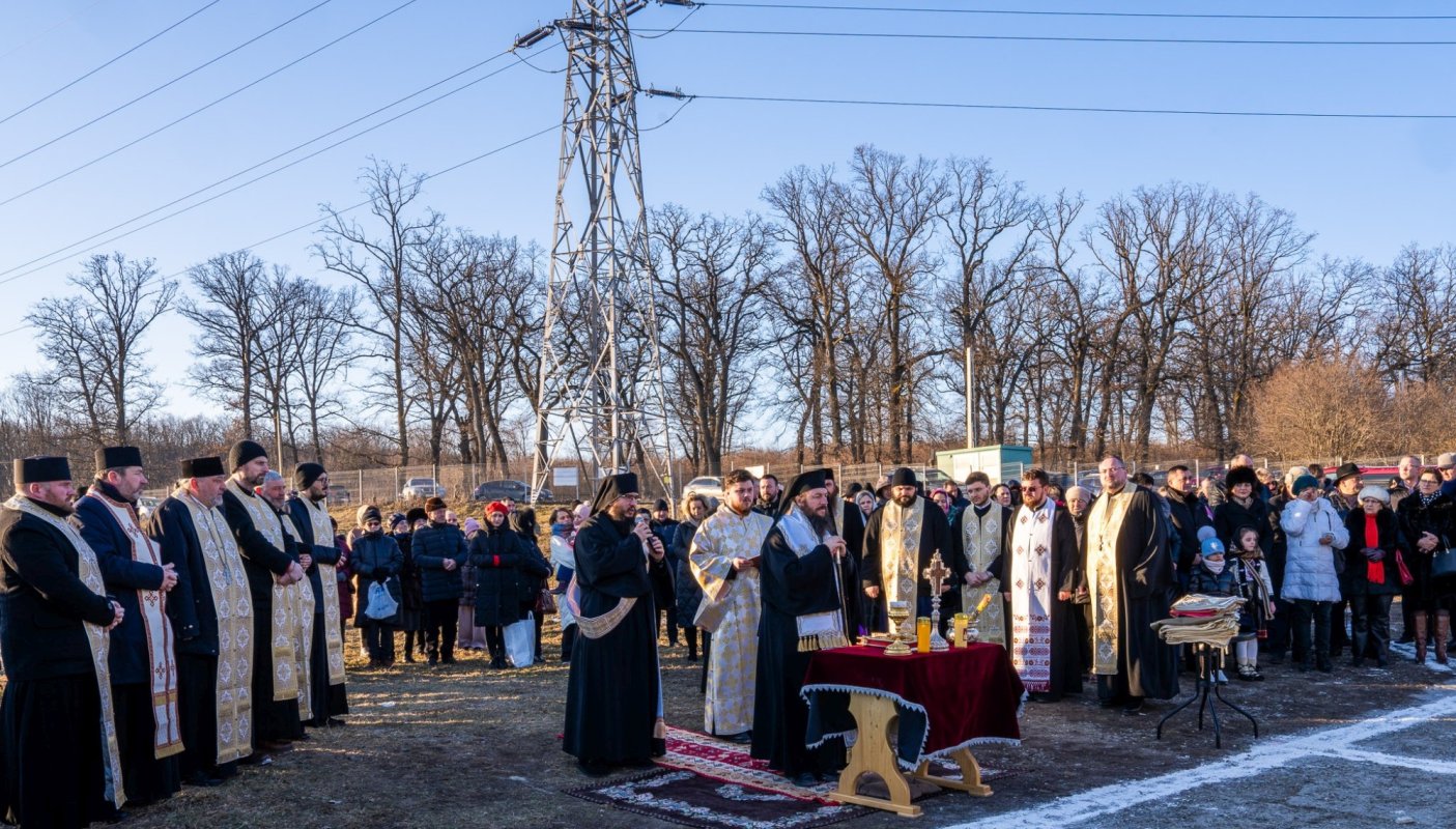 Piatră de temelie pentru un nou lăcaș de cult în Suceava 324670