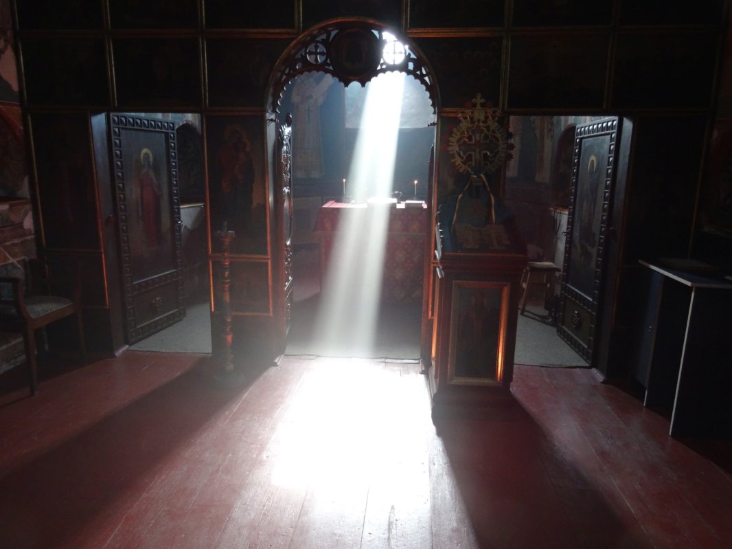 Proiecțiile solare de la Pătrăuți, „succesiuni simbolice care spun o cateheză” 324606