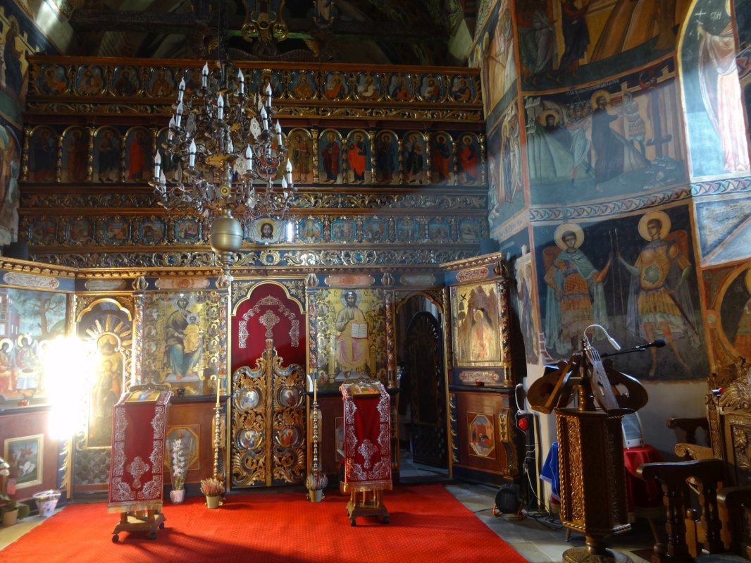 Proiecțiile solare de la Pătrăuți, „succesiuni simbolice care spun o cateheză” 324619