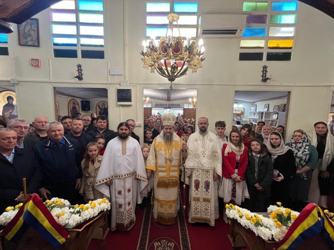 Slujire arhierească în Parohia românească Vinaros din Spania 324736