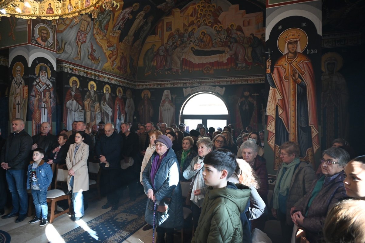 Slujire arhierească la Băile Felix, în Duminica Înfricoșătoarei Judecăți 324666