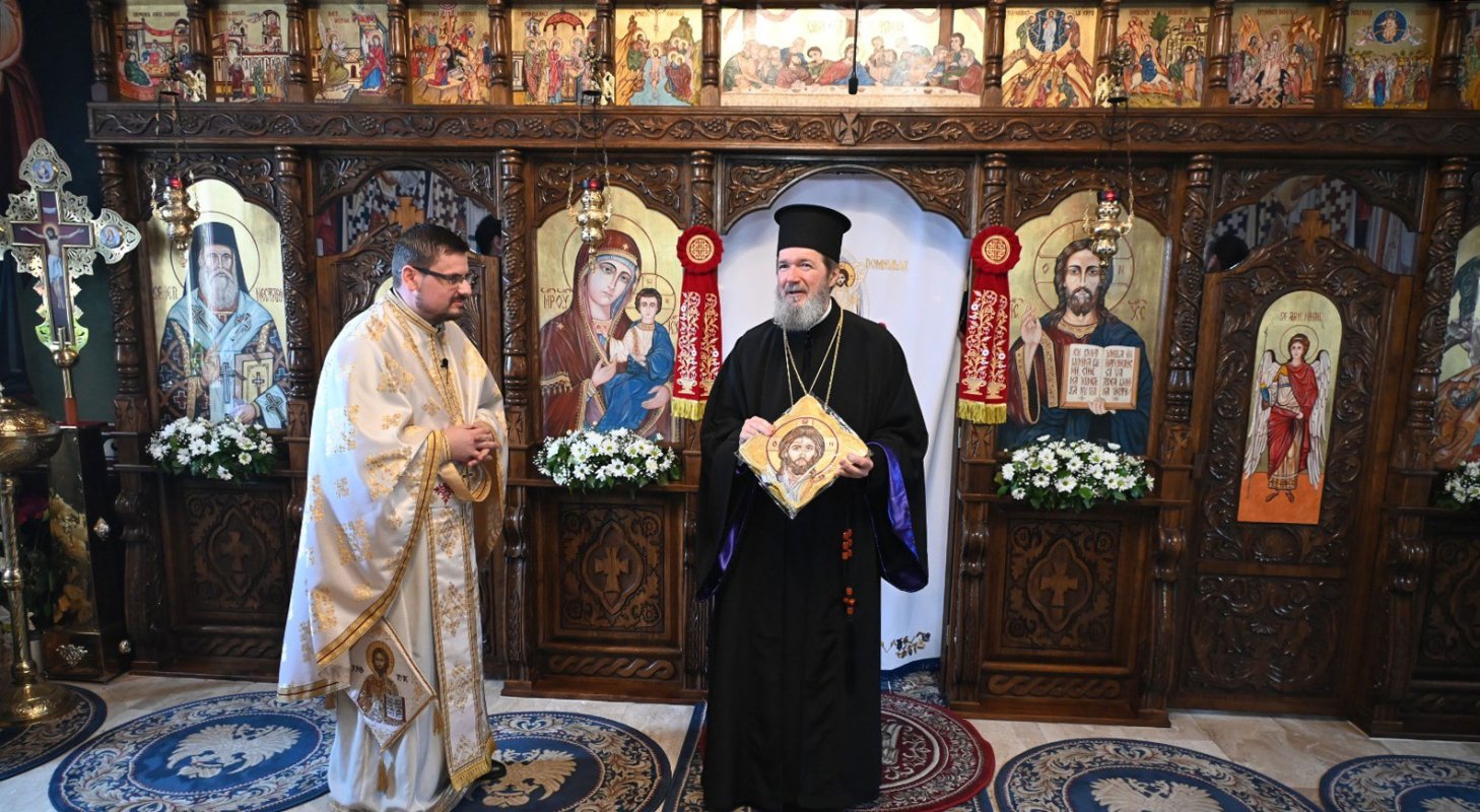 Slujire arhierească la Băile Felix, în Duminica Înfricoșătoarei Judecăți 324667