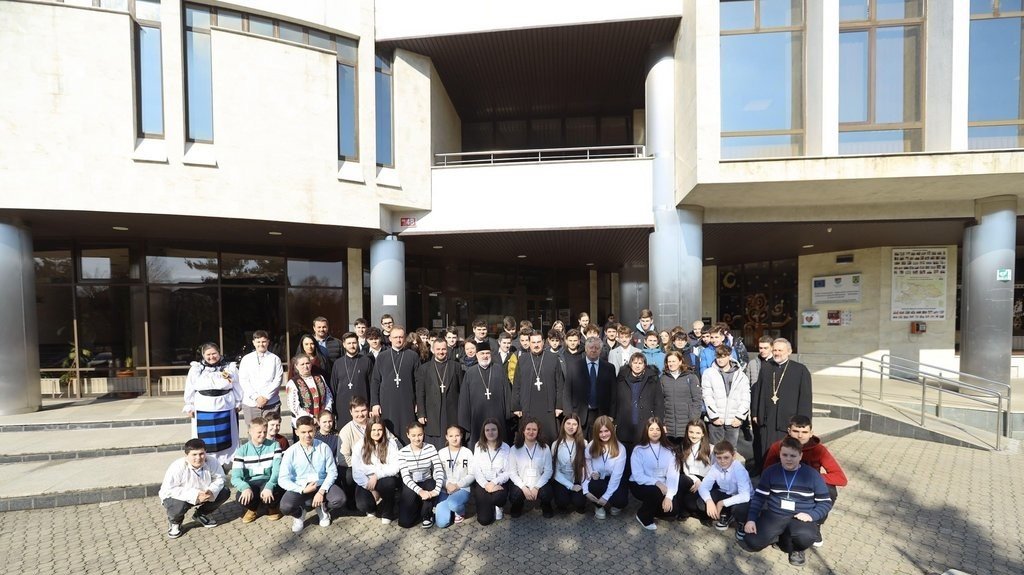 Simpozion la Biblioteca Județeană din Baia Mare 324781